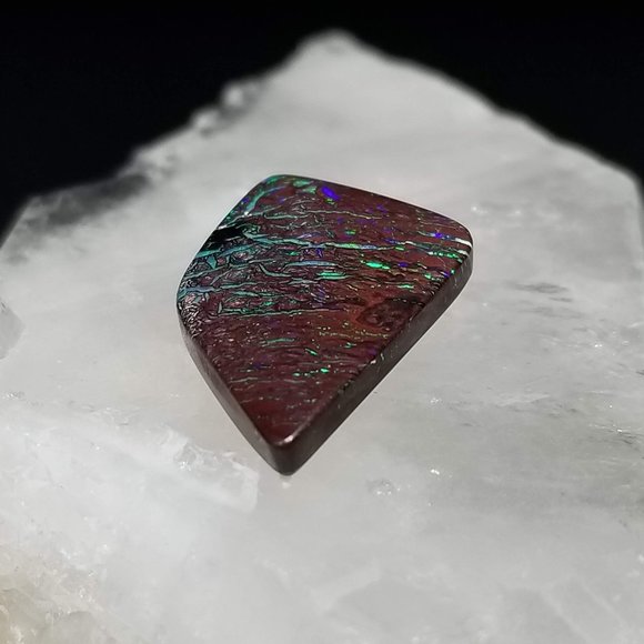 Australian Koroit Opal * 25.63 x 16.02 x 4.19mm - Picture 7 of 13